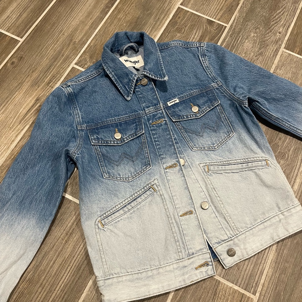 Wrangler Women’s Blue Denim Cowgirl Jacket